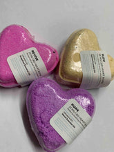 Load image into Gallery viewer, CBD Pain Reliever Bath Bombs